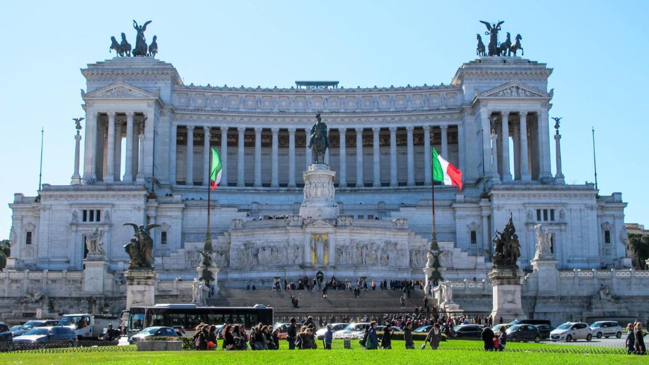 Casa Arco Della Chiesa Nuova - Pantheon & Navona Apartment โรม ภายนอก รูปภาพ