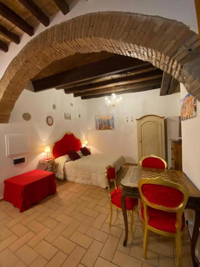 Casa Arco Della Chiesa Nuova - Pantheon & Navona Apartment โรม ภายนอก รูปภาพ